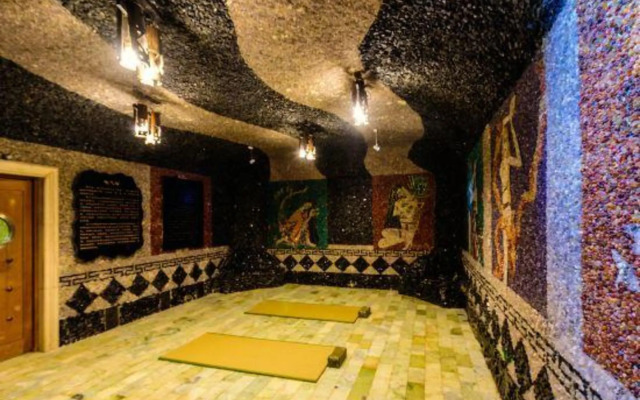 Dalian Shizhou Yunshui Hotel (Dalian Xi'an Road Subway Station Branch)