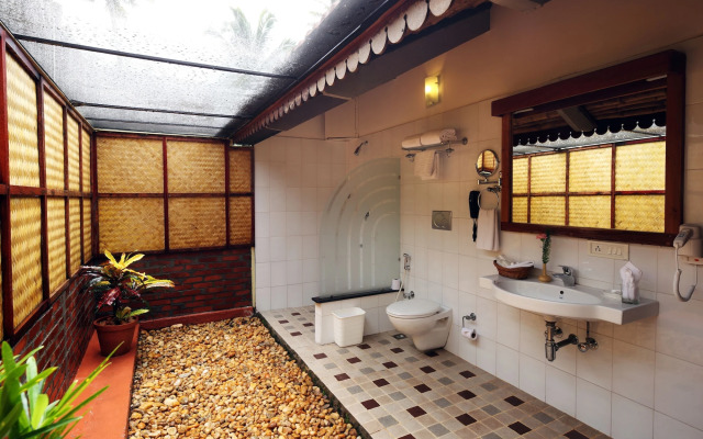 Abad Whispering Palms