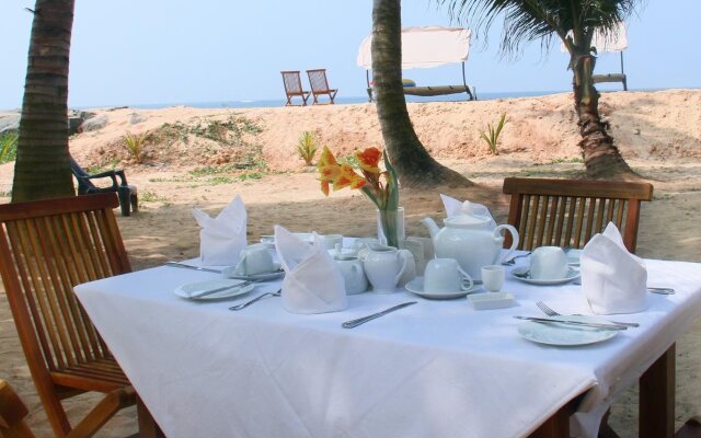 Nico Beach Hotel