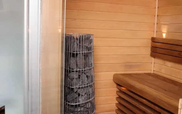 Kotimaailma Penthouse Studio