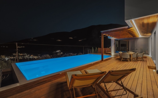 Luxury 2S villa Alpha with private pool