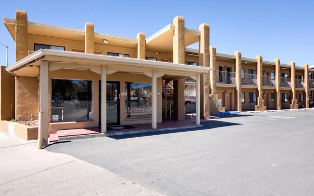 Santa Fe Plaza Travelodge