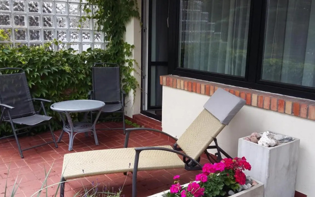 Mirka Apartment