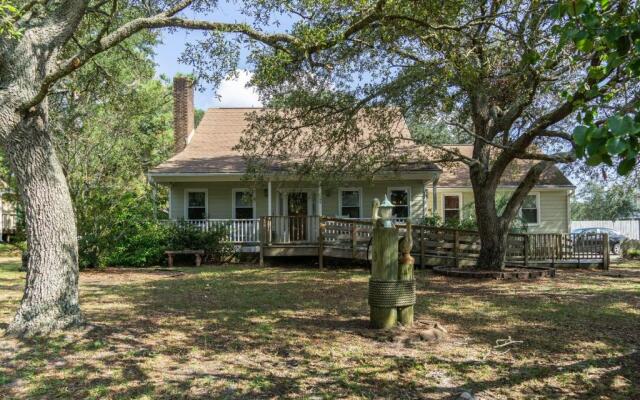 Windy Pointe by Oak Island Accommodations