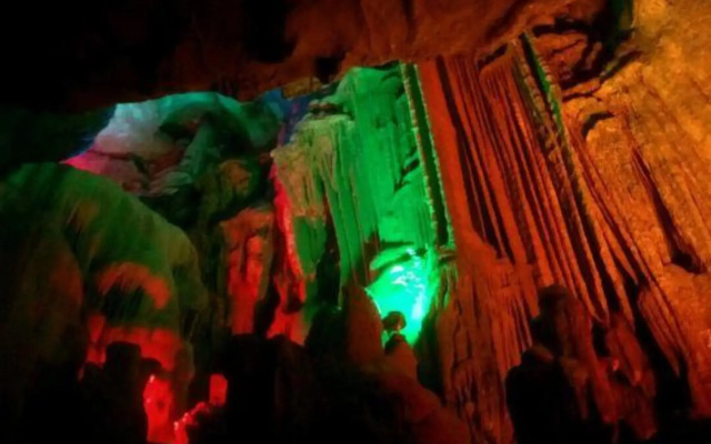 Lixia Inn