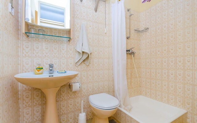 Apartments and Rooms Darinka