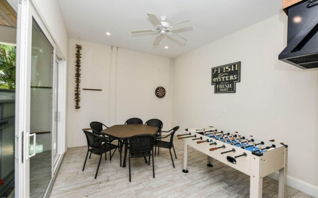 Atlantis Beach House by AMI Locals