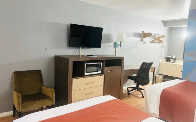 Hometown INN