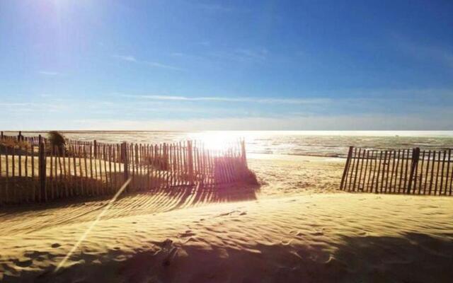 Appartement Le Grau-du-Roi, 1 pièce, 4 personnes - FR-1-307-96