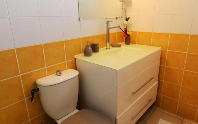 Villa 200m from the beach MQSL17