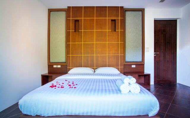 Luxury Pool Villa Kamala