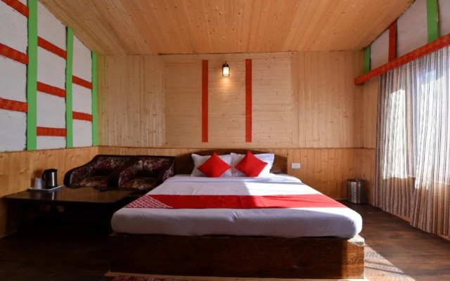 Heaven Touch By OYO Rooms