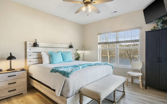 Pleasant View on Taneycomo