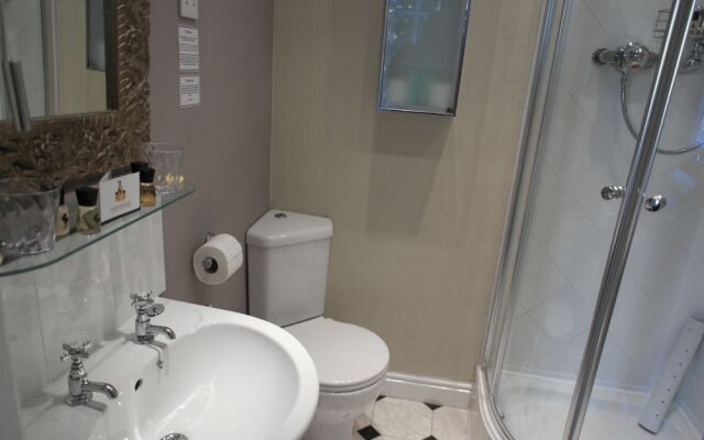 White Linen Whitby, Room Only