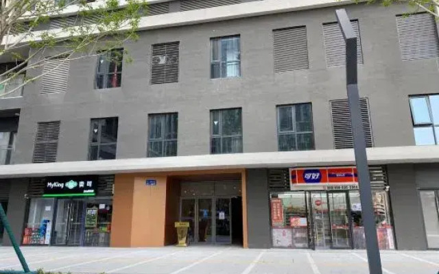 Yueyue Smart Apartment (Linyi China Resources Vientiane Hui Branch)