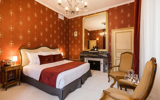 Le Petit Manoir