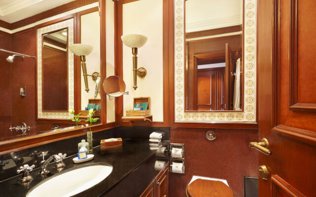 The Oberoi Grand Kolkata Hotel