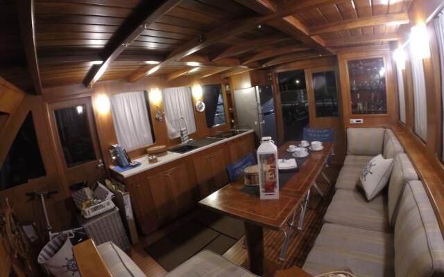 Yacht Suite Cecina