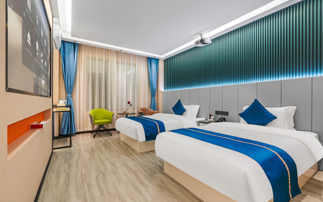 Xi'an Qingya Hotel (Qujing North Railway Station)