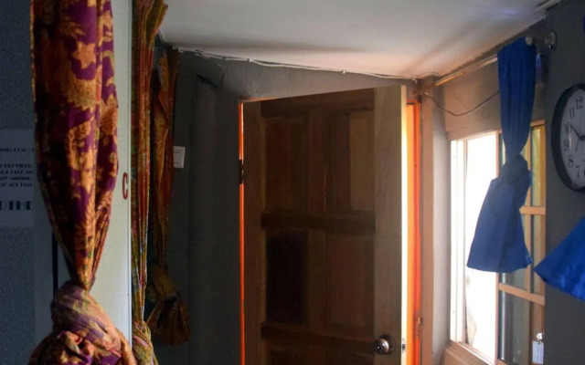 Zackry Guest House