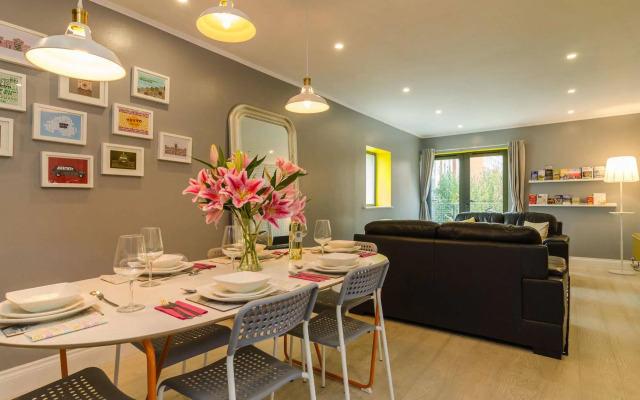 Citygate Apartment