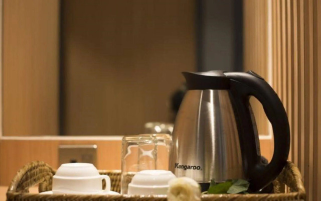 Shwe Pyi San Yar Hotel