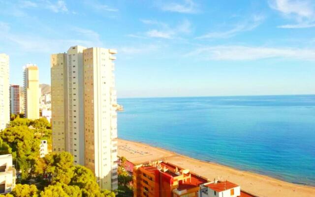 Pintor Sorolla Beach by Agencia Poniente
