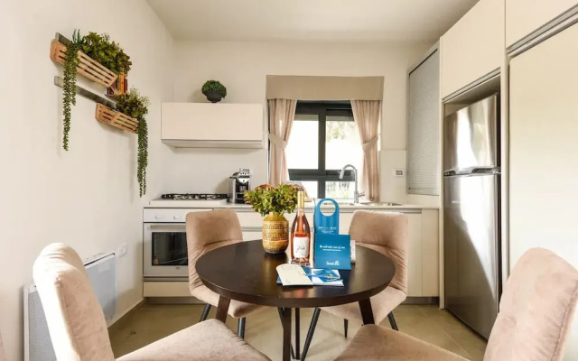 Luxury Keren Hayesod