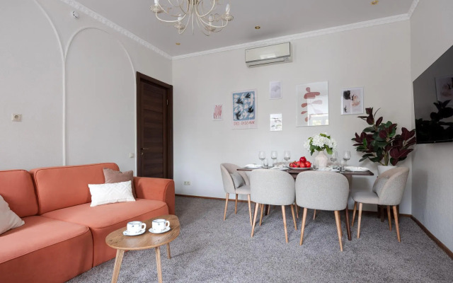 GMApartments on Bolshoy Karetny Lane 6