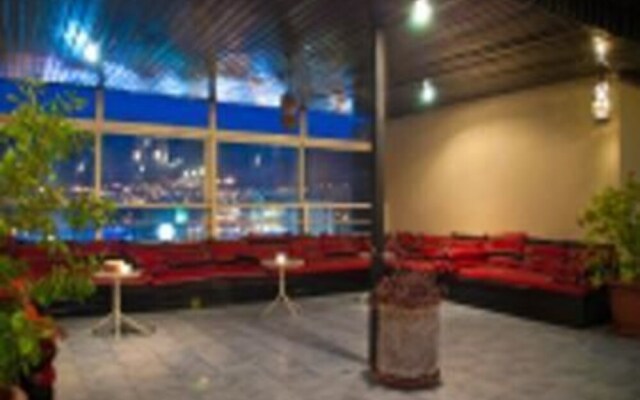 Days Inn Hotel & Suites Aqaba