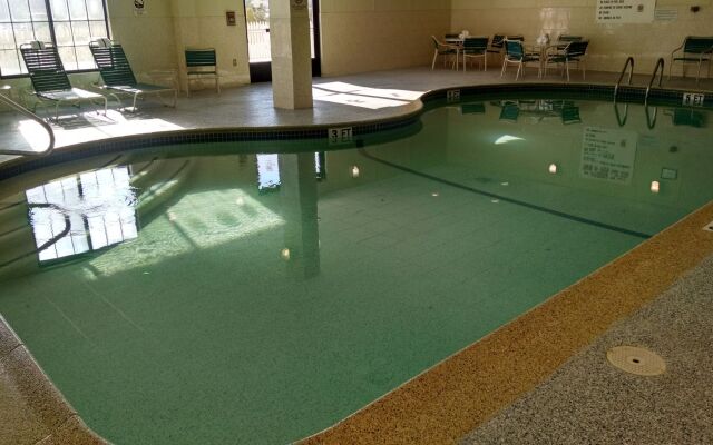 Holiday Inn Express Hotel & Suites Providence-Woonsocket by IHG