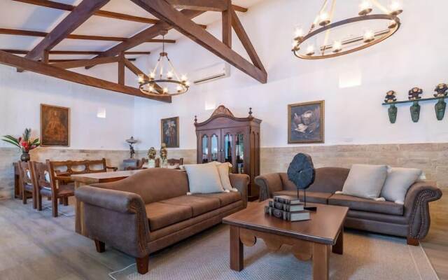 Casa Cedrela Hotel Boutique - Cauca Viejo - Mayores de 14 años