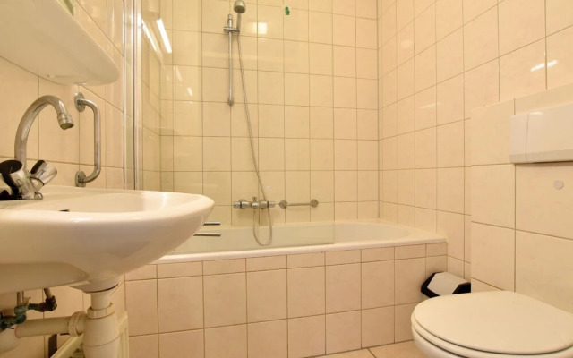 Appealing Holiday Home in Guelders near Forest