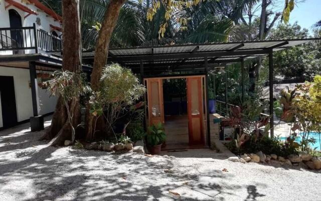 Believe Surf & Yoga Lodge Santa Teresa - Hostel