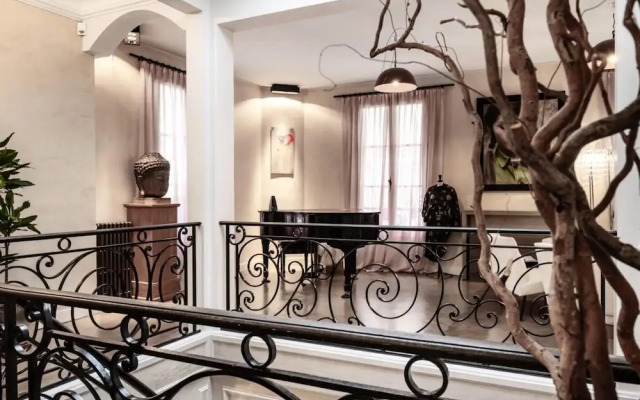 Luxury 5BR House Close to the Arc de Triomphe