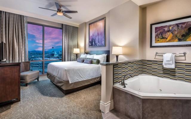 Club Wyndham Desert Blue