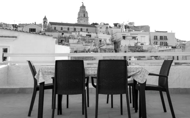 B&B Monsignore