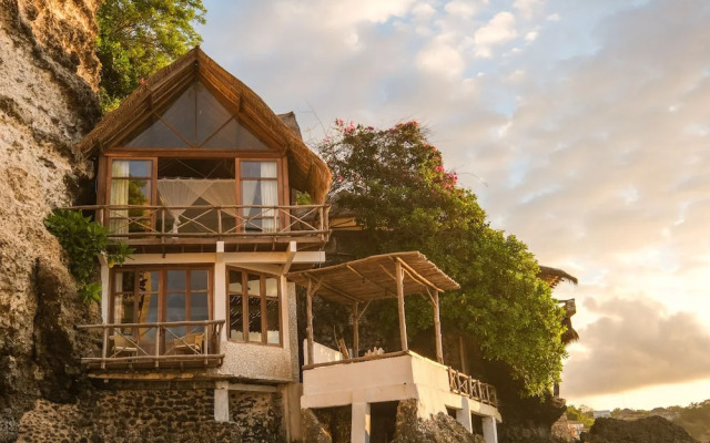Uluwatu Surf Shack