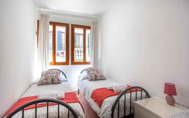 Venice Near San Marco 7 pax WiFi 2 Bedroom