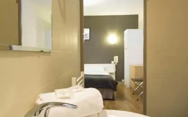 Brit Hôtel du Parc Niort Centre - Parking gratuit