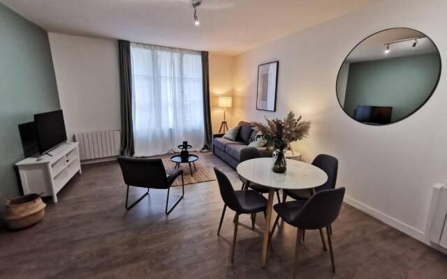 Appartement F2 COSY proche de l'HYPER CENTRE