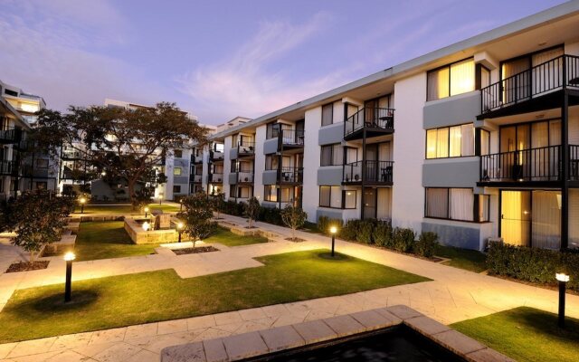 Lodestar Waterside Apartments