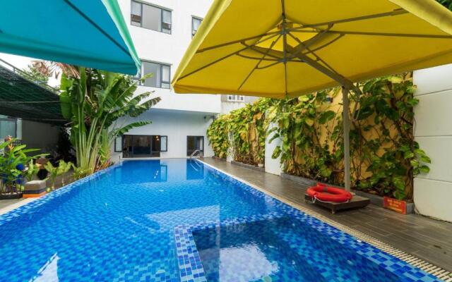 Sea House Hotel & Apartments