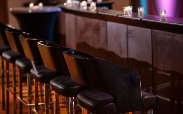 Renaissance Boulder FlatIron Hotel