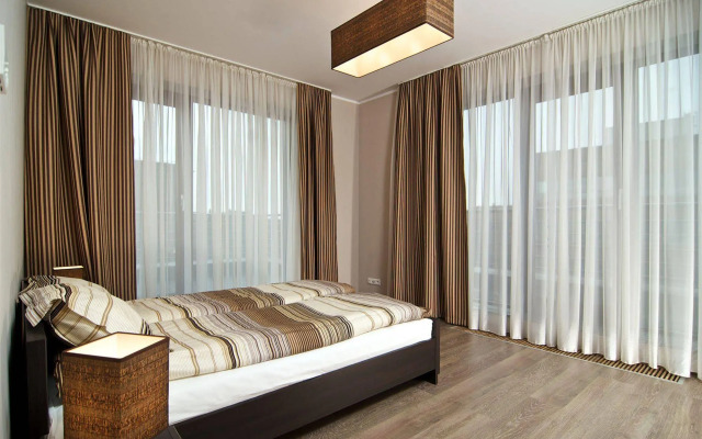 Silver Apartments