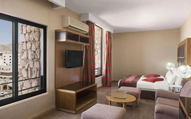 Days Inn Hotel & Suites, Aqaba