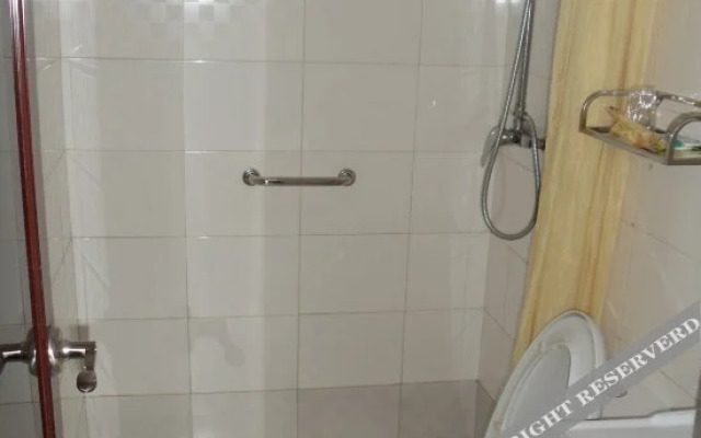 Golden Apple Express Hotel