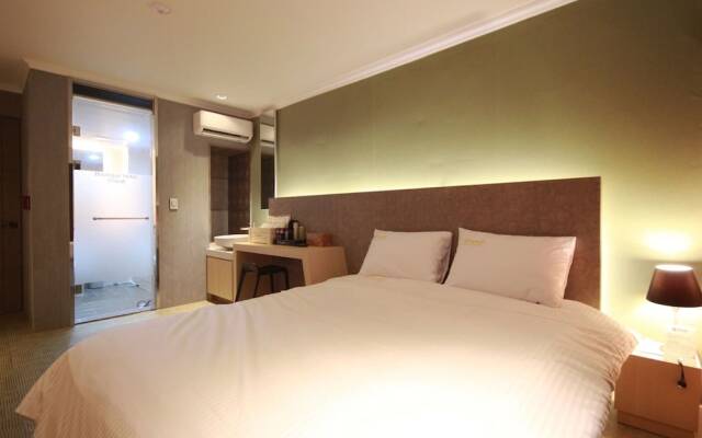Daegu Seongseo Owall Hotel