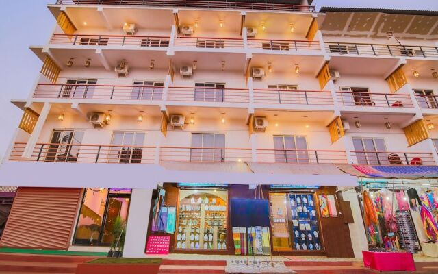 OYO 15449 Hotel Padma