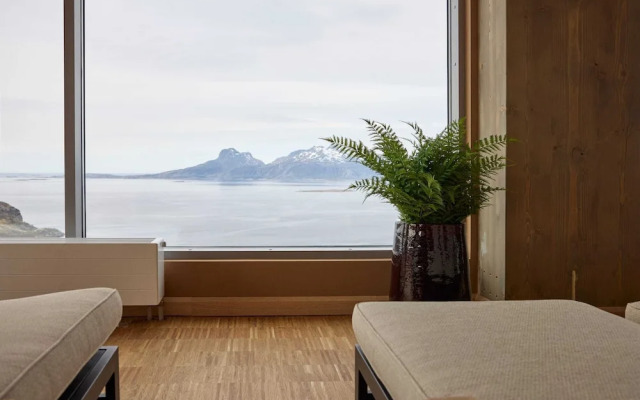 Wood Hotel Bodø